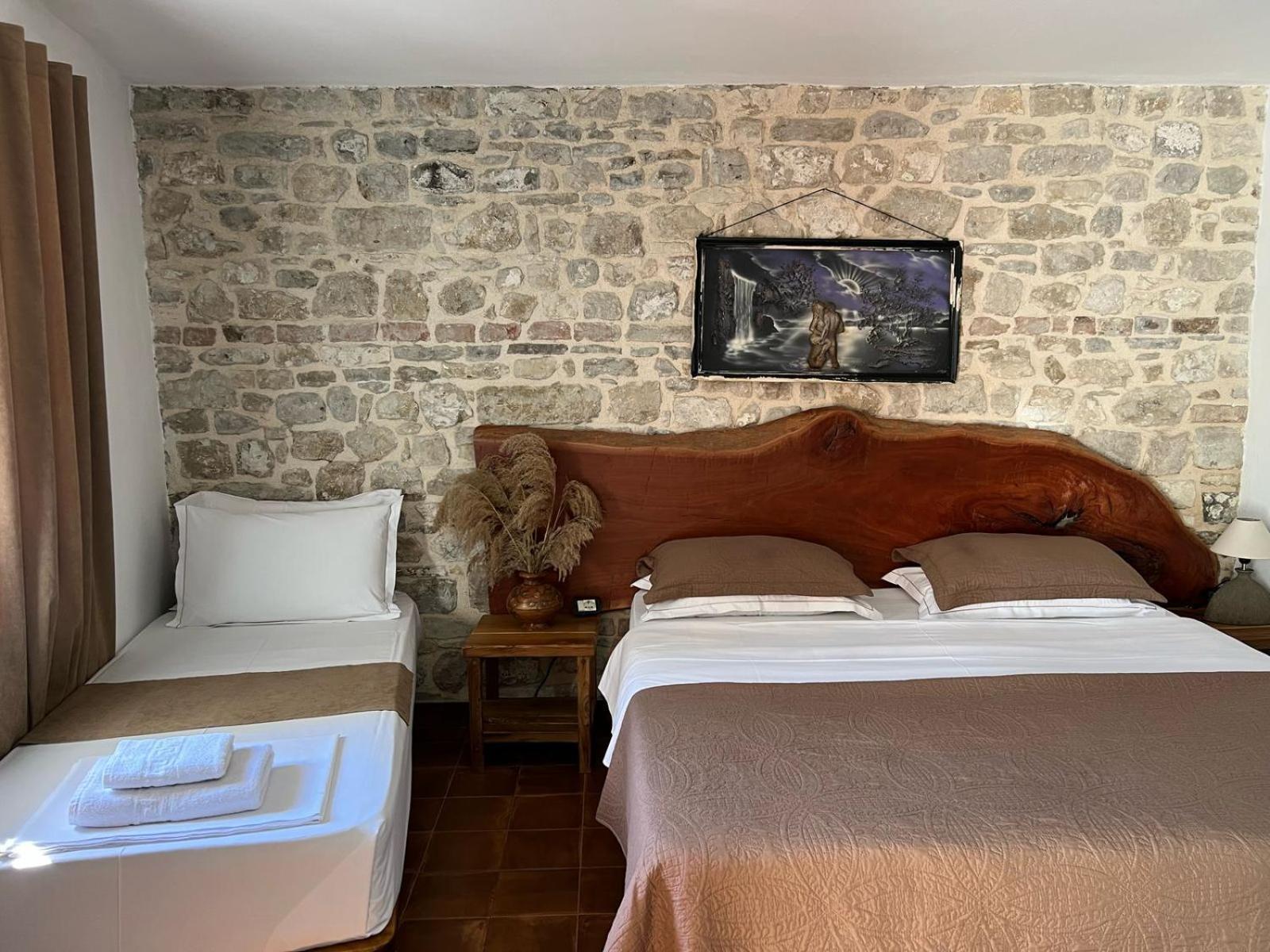 Hotel Omer The Ottoman House 培拉特 客房 照片